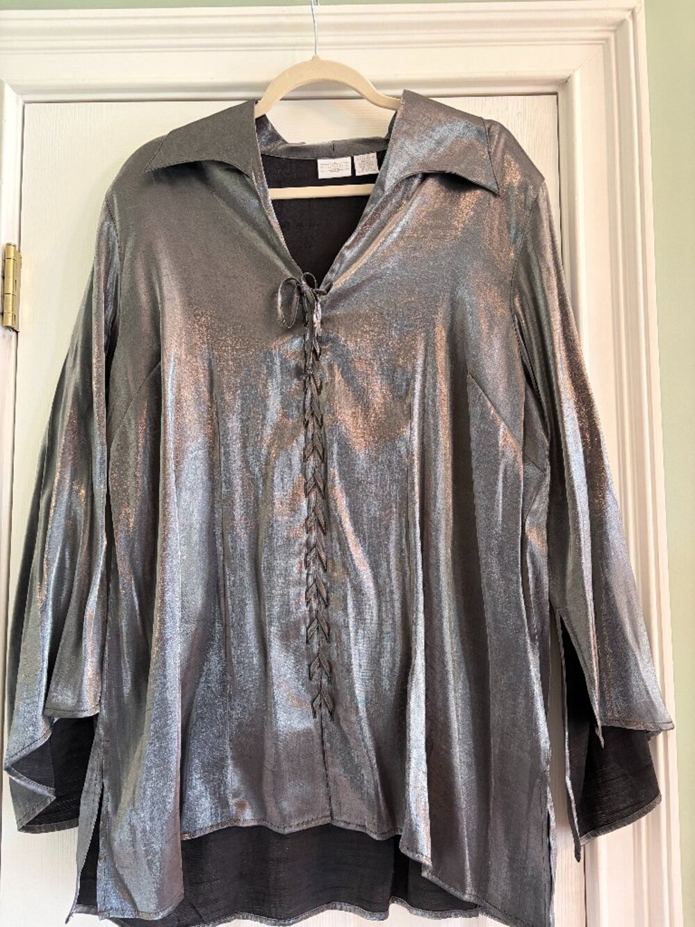 Studio C Plus Silver Metallic Blouse Size 18/20